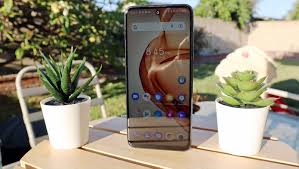 TCL 20S review