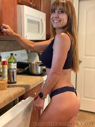 Banshee Moon Thong Lingerie Kitchen Onlyfans Set Leaked - Influencers  GoneWild