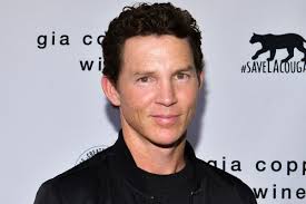 Rescue: HI-Surf' Cast List: Shawn Hatosy In 'Animal Kingdom' Reunion
