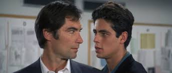 Queer re-view: Licence To Kill — Licence to Queer