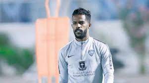 رد نجم الهلال السعودي، نواف العابد، على وسم نواف العابد شبابي الذي شغل موقع تويتر، صباح الأربعاء، ليؤكد بقاءه في الهلال. Ø¥ØµØ§Ø¨Ø© Ù…Ø²Ù…Ù†Ø© ØªÙ‡Ø¯Ø¯ Ù…Ø³ØªÙ‚Ø¨Ù„ Ø§Ù„Ø¹Ø§Ø¨Ø¯ Ù…Ø¹ Ø§Ù„Ù‡Ù„Ø§Ù„ Ø§Ù„Ø´Ø±Ù‚ Ø§Ù„Ø£ÙˆØ³Ø·