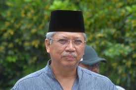 Malah dengan kuasa yang ada, mkt juga berkuasa dan dibenarkan oleh. Kuasa Mt Umno Terima Ahli Dipecat Kool Fm