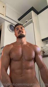 Fotos e vídeo do Ex-jogador Miguel Guerrero gozando e mostrando a rola |  Todos Famosos Nus