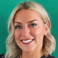 Leanne Campbell's Instagram, Twitter & Facebook