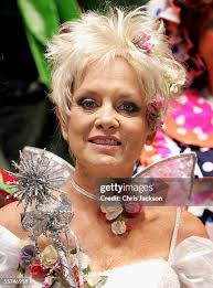 442 Simon Buckley Stock Photos, High-Res Pictures, and Images