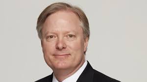 Former P&G manager Matthew Moellering tapped as president of Express  apparel