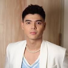 Adrian Aquino (@adjans1886)