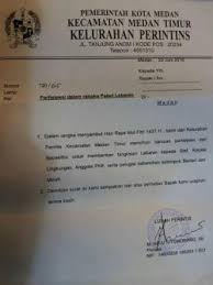 Dengan surat ini kami mengundang segenap staff dinas petamanan dan tata kota untuk menghadiri. Lurah Perintis Minta Sumbangan Paket Lebaran Ke Pengusaha Dan Warga Tribunnews Com Mobile
