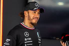 F1 superstar Lewis Hamilton tipped for STUNNING Mercedes U-turn - GPFans.com
