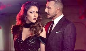 دانييلا رحمة احتضنوها وأنا انتقدوني وهذا ما ينقصني لأكون نجمة دراما مشتركة. Ø¯Ø§Ù†ÙŠÙŠÙ„Ø§ Ø±Ø­Ù…Ø© ØªØµÙØ¹ Ø¨Ø§Ø³Ù„ Ø®ÙŠØ§Ø· ÙˆØªÙ„Ù‚ÙŠÙ‡ Ø£Ø±Ø¶Ø§ Ø§Ù„Ù‚Ø¯Ø³ Ø§Ù„Ø¹Ø±Ø¨ÙŠ