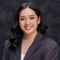 Victoria Dimaano's Instagram, Twitter & Facebook