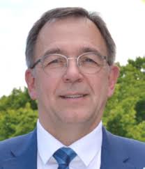 Les lions Le Service au cœur