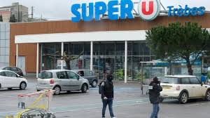 Rêver de se faire attaquer par un ours symbolise que vous devez rechercher un ami spécial et reprendre contact avec lui. On A L Impression De Faire Un Mauvais Reve Le Village De Trebes Sous Le Choc Cnews