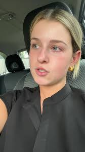 Sophia Griffith's Instagram, Twitter & Facebook