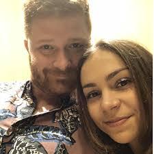 Sara Rees's Instagram, Twitter & Facebook