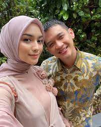 Hal itu yang dialami selebritas citra kirana, istri dari rezky aditya yang kini sedang hamil tujuh bulan. Hamil Anak Pertama 10 Momen Romantis Citra Kirana Dan Rezky Aditya