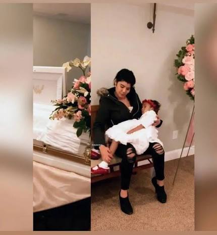 💔 Madre arrulla a su hija fallecida por última vez Una madre mexicana  vivió el dolor más grande al despedirse de su hija de 8 años, quien  falleció a causa de una