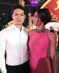 Gemmachan As Astrid In Alexandermcqueen Embellished Collar Fuschia Pink Gown And Harryshum As Charliewu In Lordstailo Crazy Rich Asians Pink Gowns Celebs