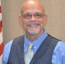 Hoover teacher among "final four" for 2017-18 Alabama Teacher of Year