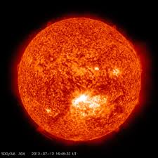 The sun has a diameter of 1,392,000 km (865,000 miles) while the earth's diameter is only 12,742 km (7,918 miles). How Big Is The Sun Size Of The Sun Space