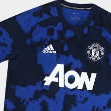 O atleta de 21 anos tem contrato com o dortmund até 2023 e esteve próximo de deixar o clube no ano passado. Camisa Manchester United Pre Jogo 19 20 Adidas Masculina Pink Azul Netshoes