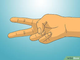 It operates on the same basic principle, but includes two additional weapons: Come Giocare A Sasso Carta Forbice Lucertola Spock