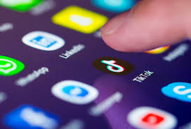 Report Facebook Owned Instagram Offers Popular Tiktok Creators A Lot Of Money To Leave Its Rival Platform And Use Reel Digital Information World