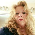 Ronda Cramer's Instagram, Twitter & Facebook