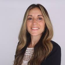 I'm excited to share that I've accepted an offer to join UBS as an Equity  Research Intern for Summer 2026! I'm grateful for this opportunity and look  forward to learning from the