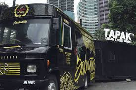 Other popular areas in la for food trucks include hollywood, downtown, and all the way south to long beach. Kl Food Truck Babarittos Burritos On Wheels Youtube