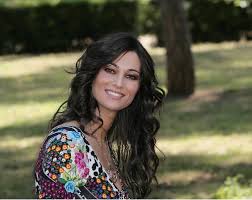 Manuela arcuri è l'ideale erede italiana di jayne mansfield. Manuela Arcuri I Cinque Ruoli Di Fiction Piu Emozionanti Fiction Italiane