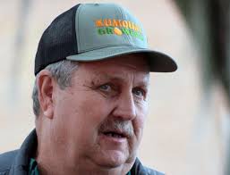 Crowds come out for kumquats