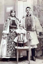 La Blouse Roumaine Romanian Clothing Romanian Folk Costume