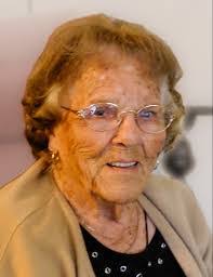 Frances Patterson's Instagram, Twitter & Facebook