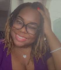 Latesha Collins's Instagram, Twitter & Facebook