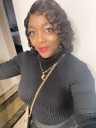 Michelle Baynes (@sassyqueenhair)