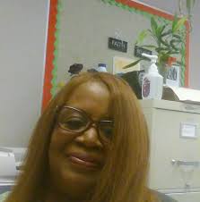 Nellie Haley's Instagram, Twitter & Facebook