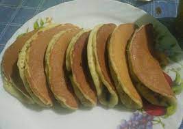 Cara membuat martabak manis terang bulan campurkan bahan i kecuali soda kue lalu aduk sambil menuangkan susu cair secara perlahan, aduk sampai rata. Cara Memasak Lezat Terang Bulan Lipat Kue Manja Forum Resep