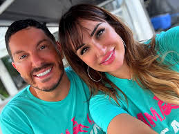 Hello from Myrtle Beach! Hope y'all are having the best Saturday ever!  🥰🥰🥰