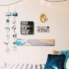 Loving These Beach Vibes For A Dorm Room Dorm Room Art Dorm Room Hacks Girls Dorm Room