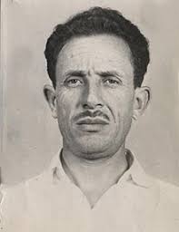لقد شرحتم في الفتوى (194735) معنى المعتمد في مذهب ما وسميتم العالمين الذين قاما بتحرير المذهب الشافعي الذين يرجع لهما القول المعتمد في هذا المذهب. ÙŠÙˆÙ… Ø§Ù„Ø´Ù‡ÙŠØ¯ Ø§Ù„Ø¬Ø²Ø§Ø¦Ø± ÙˆÙŠÙƒÙŠØ¨ÙŠØ¯ÙŠØ§