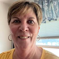 Ann Larocque's Instagram, Twitter & Facebook