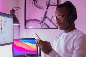 Fast Way To Work From Home As An Audio Typist - Marthustle