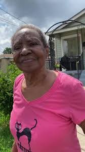 Emma Officer's Instagram, Twitter & Facebook