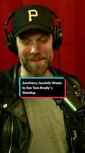 For more jrvp content head to the @anthonyjeselnik YouTube channel #anthony  #anthonyjeselnik #jeselnik #anthonyjeselnikcomedy #tombrady #standup  #standupcomedy #props #bucs #tombrady12 #fyp #foryou ...