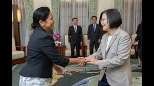 我们想要收集最好的现代亚洲插画。 在过去 24 小时中批准了 41 张图片。 新图片：244。 在预公开模式中： 0。 已封禁：5。 20190625 ç¸½çµ±æŽ¥è¦‹ è«¾é­¯å…±å'Œåœ‹é§è‡ºå¤§ä½¿ç°¡æ…ˆç  Youtube