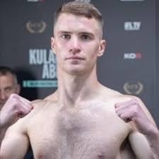 Joe Giles vs. Lewis van Poetsch, Dignum vs. Dennis