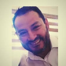 Muy feliz de haber concluido mis estudios y seguir adquiriendo  conocimientos para aplicarlos en mi trabajo y ayudar en el cambio que  contribuya a mis clientes, feliz!