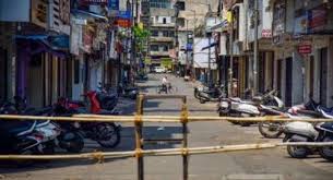 The city of lucknow has gone into a virtual lockdown since famous singer kanika kapoor tested positive for coronavirus. I2eehgjoax41vm