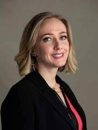 Lisa Stradley's Instagram, Twitter & Facebook